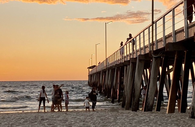 Luxury at the beach! Sea City at Grange.