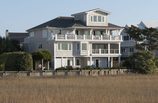 Luxury Beach House ~ Steps to the Ocean with Stunning Sound Views