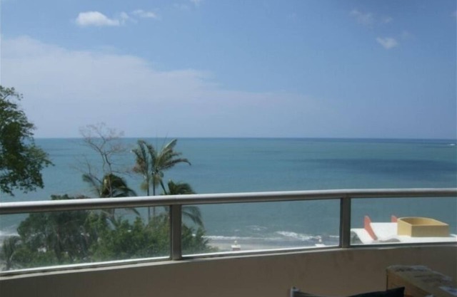 Luxury Beachfront Condo with Amazing Ocean Views