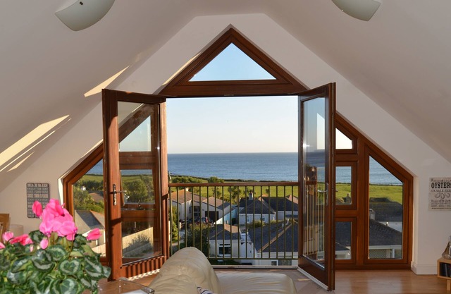 Luxury Beachside Penthouse with Stunning Sea Views
