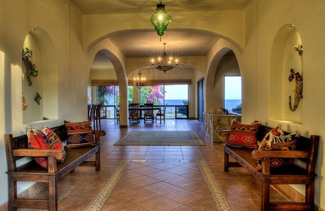 Luxury Bluff Top Vacation Home and Infinity Pool With Starlink Internet