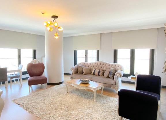 Luxury Central Fully Equipped 3BR 2BA Apartment by Siena Suites