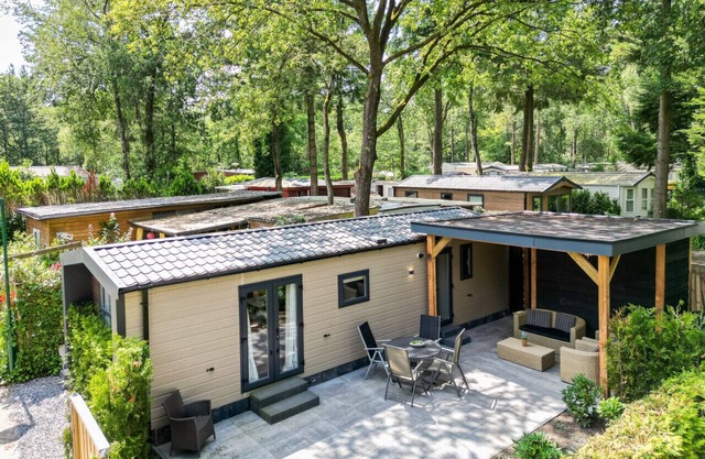 Luxury Chalet at the Veluwe Hoenderloo Hottub & Sauna