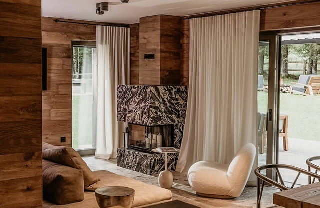 Luxury Chalet With Jacuzzi at Lake Bohinj
