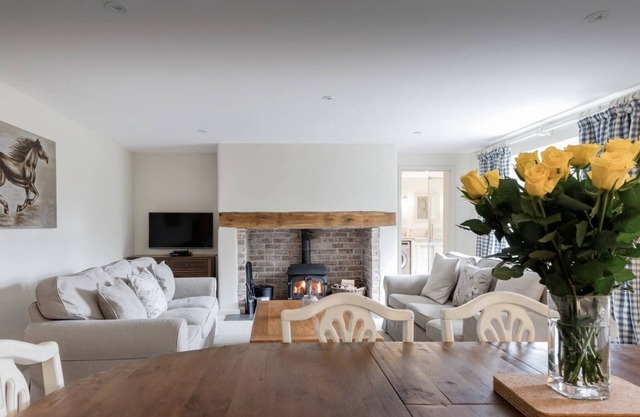 Luxury Cottage In Christow.