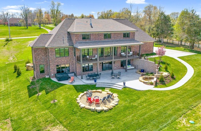 Luxury Derby Rental with Hot Tub! Sleeps 8