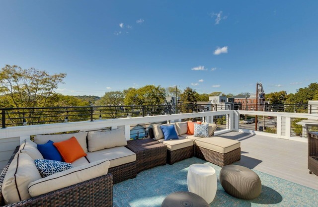 Luxury@Dwell/Rooftop With Views/Mins to Downtown