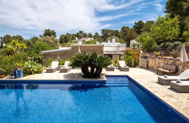 Luxury Ibiza Villa for 8 Sleeps (Possibility 10 people) - Private Pool