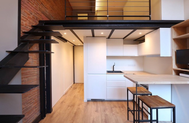 Luxury Furnished Apartment in most desired location with all you need to enjoy !