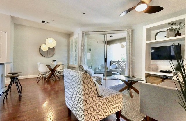 Luxury furnished ground floor condo in Val Vista Lakes next to clubhouse