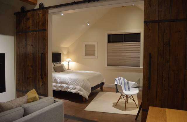Luxury Getaway of the Rockies, minutes from 5 major ski areas