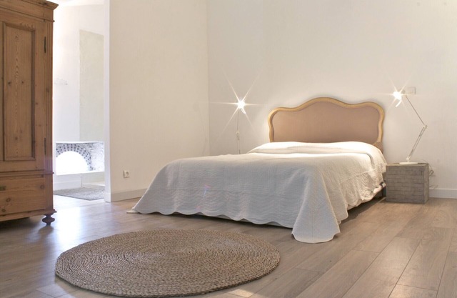 Luxury holiday cottage sleeping 12 in the heart of the Cathar Country