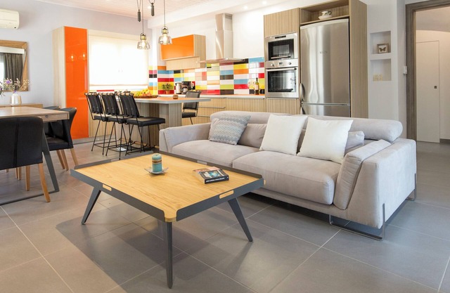 Luxury holiday home 4 bedroom villa in Paleokastro