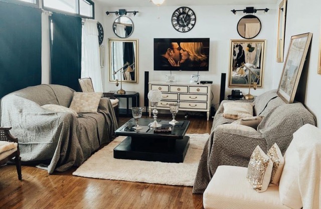 Luxury Home in Calgary SE, 10 min from Downtown