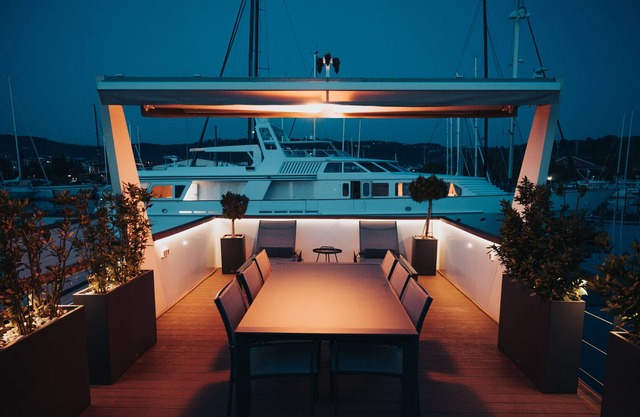 Luxury house, floating at the Adriatic sea in a serene marina, 50m from a beach