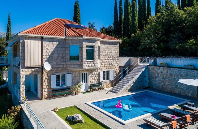 Luxury Konavle Villa | Villa Oasis Cypress | 3 Bedrooms | Rural Setting | Beautiful Gardens | Privat