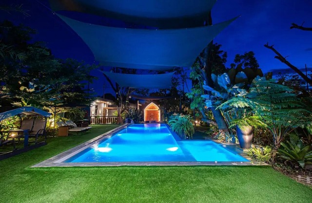 Luxury Modern Cabin in Bulacan w/Pool Near Manilann