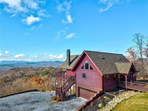 Luxury Mountain Cabin Retreat w/Stunning Views