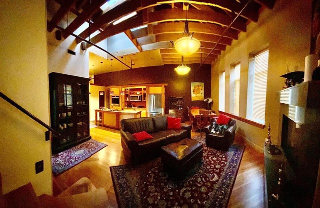 luxury Old Firehall Suites Rossland BC