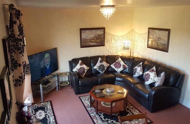 Luxury Penthouse Apartment, Sleeps 11