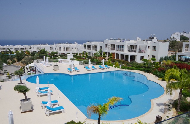 Luxury Penthouse Apartment 5 minutes from 18 hole golf course, and sea