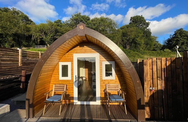 Luxury Pod~ great views~ en suite~ central heating