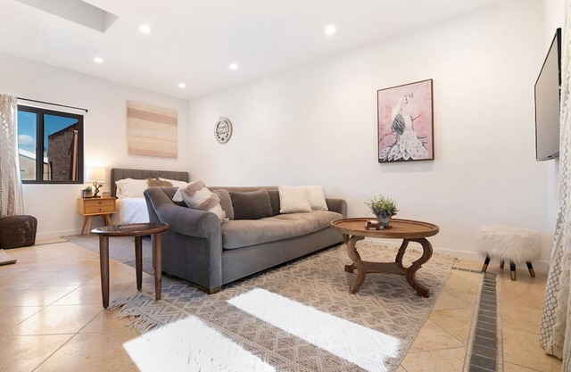 LUXURY PRIME Beverly Hills UPPER private Unit