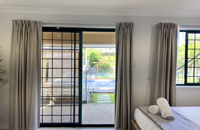 Luxury private room staying in Westlake QLD 4074