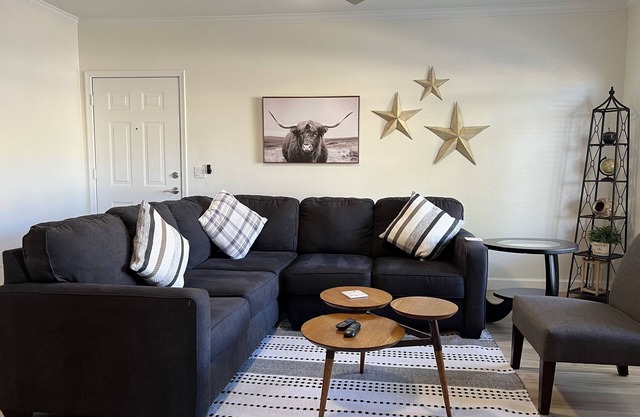 Luxury Rental in North Scottsdale-2 Bed/2Bath