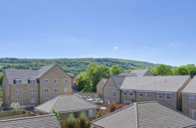 Luxury Riverside House-10 minutes walk from Otley Town Yorkshire Free Parking
