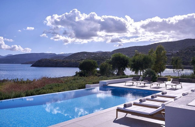 Luxury Seafront Crete Villa | Villa Gigi | 6 Bedrooms | Private Heated Pool |.