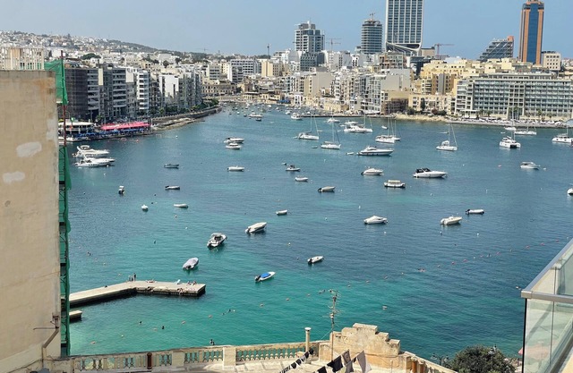 Luxury Seaside Duplex Penthouse in Sliema