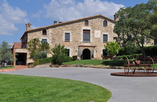 LUXURY STONE FARMHOUSE
