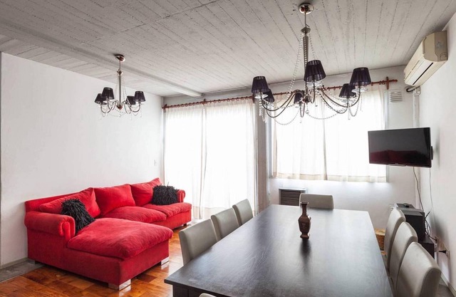 Luxury townhome up to 5 people with private patio and terrace
