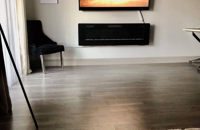 Luxury Unit, SelfCheck-In Houston, 20 mins to Downtown!