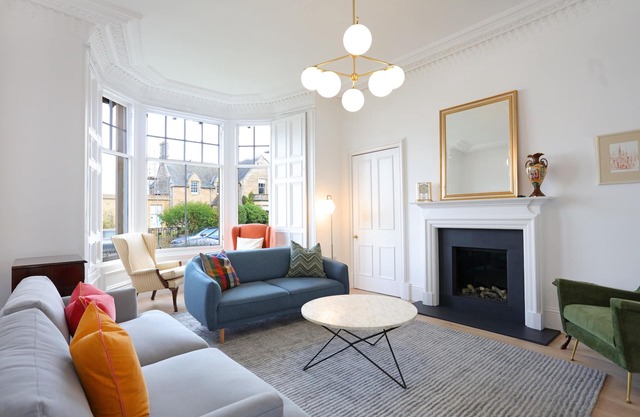 Luxury Victorian villa in the heart of North Berwick, sleeping up to 6 guests.