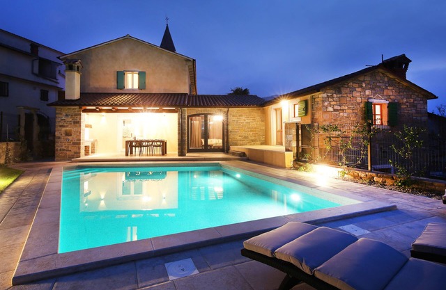 Luxury villa and the winery Benvenuti are the key "condiments" for your holidays