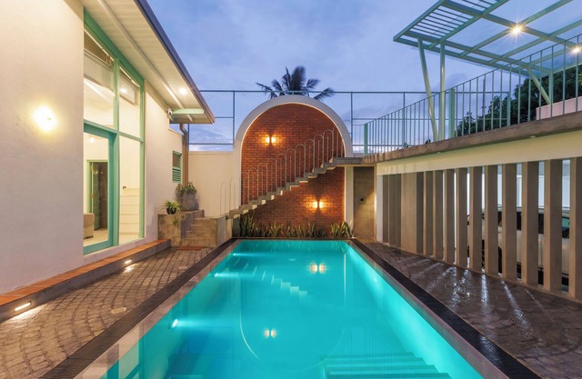 Luxury villa designed for digital nomads craving productivity and relaxation.