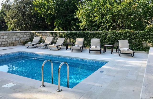 Luxury Villa Hedona with Heated Pool
