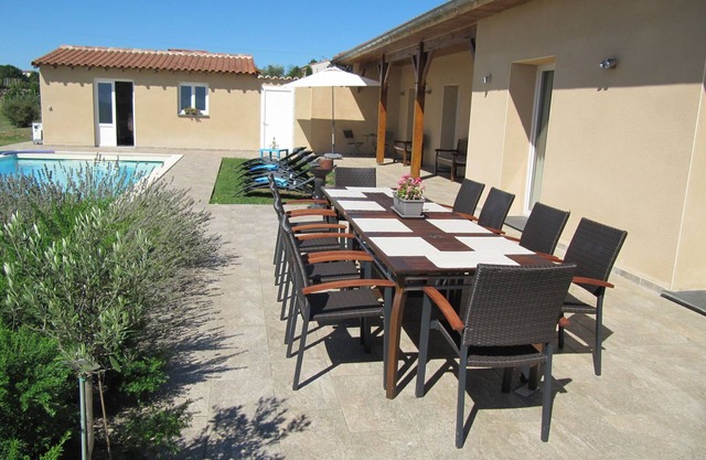 Luxury villa with pool in Thermes-Magnoac