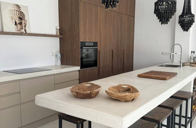 Luxury villa with incredible sea and mountain views.