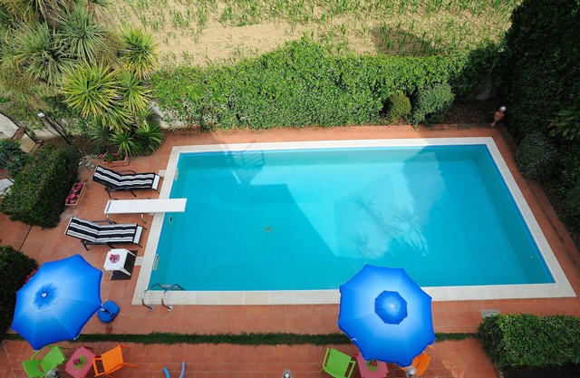 Luxury Villa with Private Pool, Panoramic Views, Solarium Terrace, BBQ, Parking