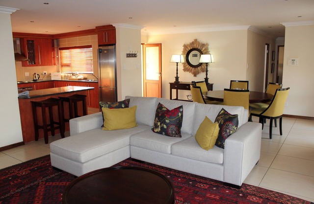 Luxury Villas on a private security estate, sleeps 8 guests, generator back-up