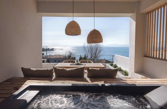 LUZAZUL – Luxurious 2-Bedroom Apartment with Jacuzzi & Breathtaking Ionian Sea V