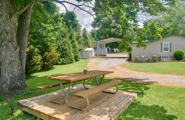 Lynchburg Home w/Patio - 2 Mi to Tims Ford Lake!