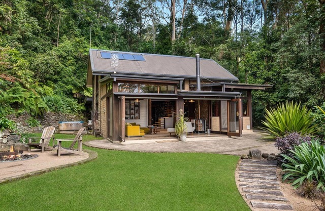 Lyra - Kangaroo Valley