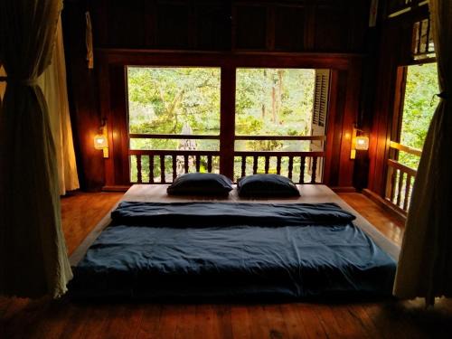 Mận Homestay - Lục Yên Homestay and Tour