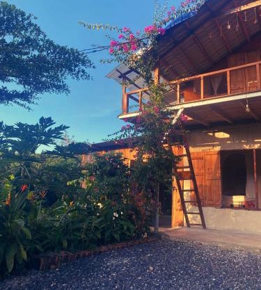 Mộc Lan’s House