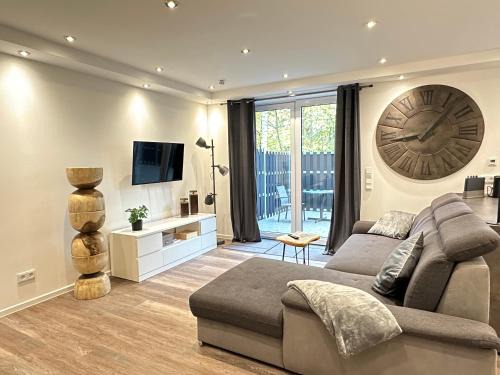 M&K Homes Eleganter Neubau zwischen Hamburg&Ostsee mit Parkplatz