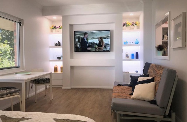 M207 West Perth Studio Apartment near Kings Park